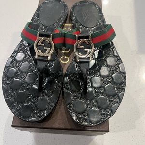 100% Authentic Gucci “GG” thong sandal